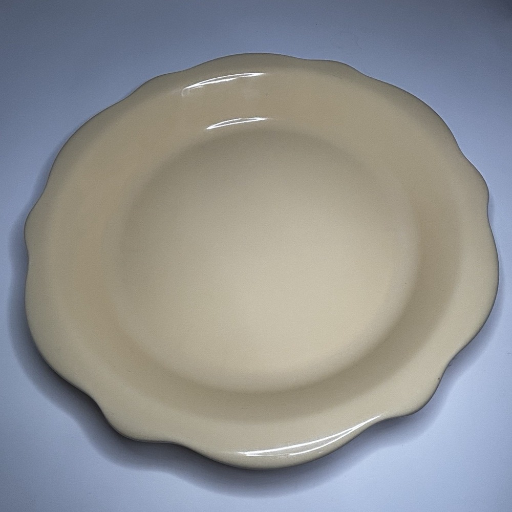 Vintage Yellow Scalloped Pie Dish GP Hospitality Ceramic Farmhouse 10.75"